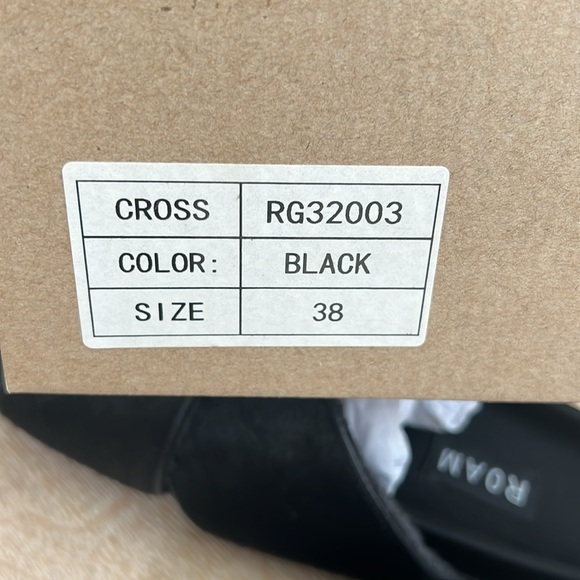 Black calf hair Roam sandals - Picture 4 of 4